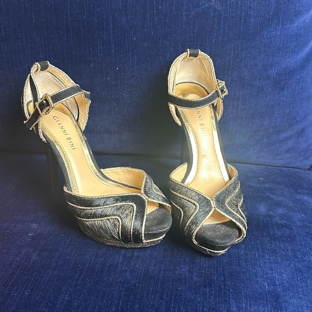 Gianni bini black and gold heels with platform for comfort